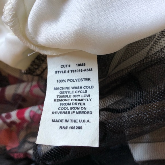 Polyester Halter Dress with Frill at Bottom Size 5 - Picture 7 of 7